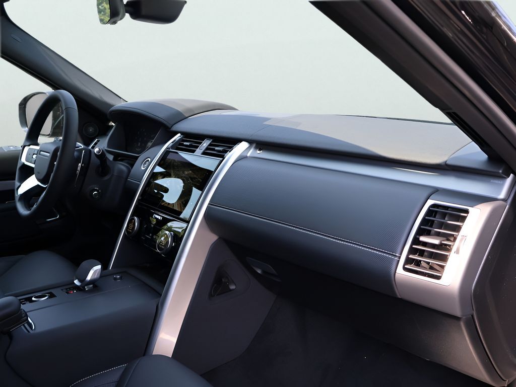 2026 Land Rover Discovery Dynamic SE San Clemente CA