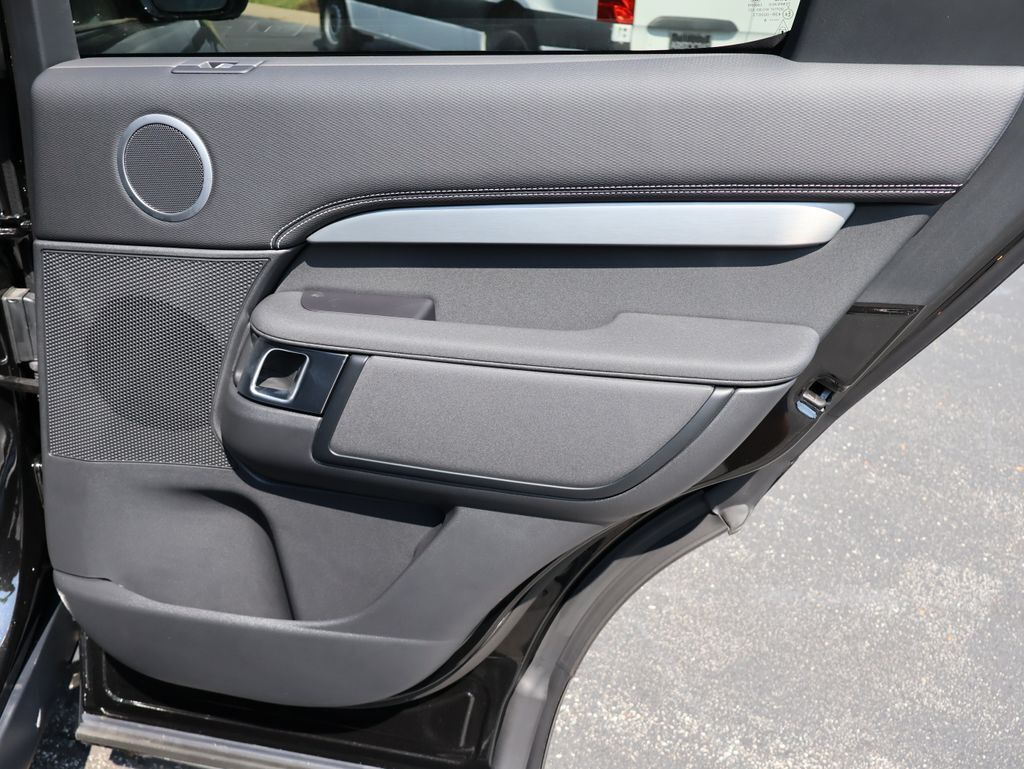 2026 Land Rover Discovery Dynamic SE San Clemente CA