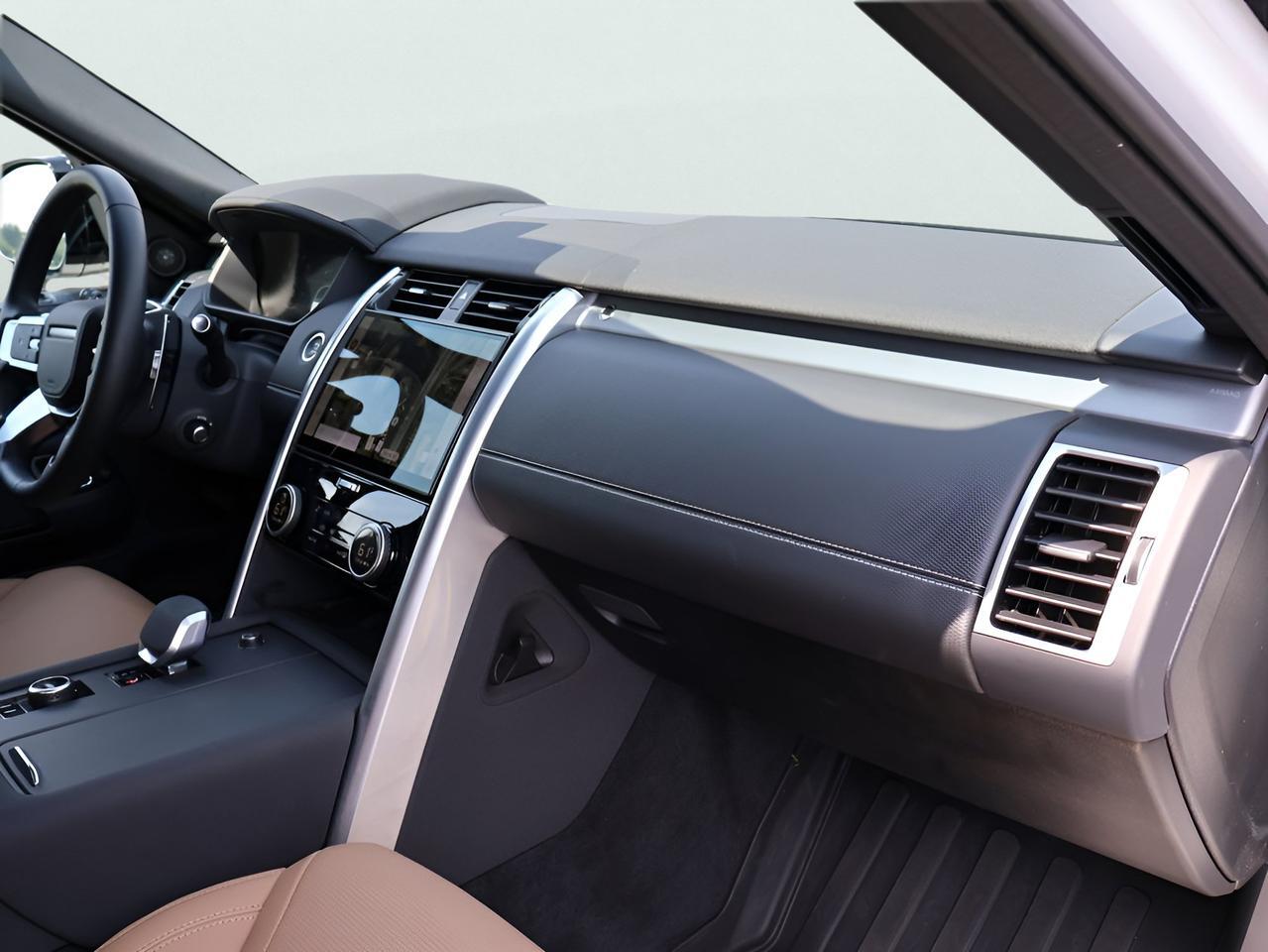 2026 Land Rover Discovery Dynamic SE San Clemente CA