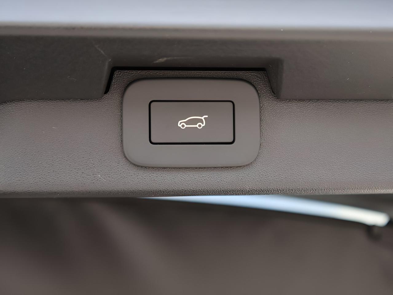 2026 Land Rover Discovery Dynamic SE San Clemente CA
