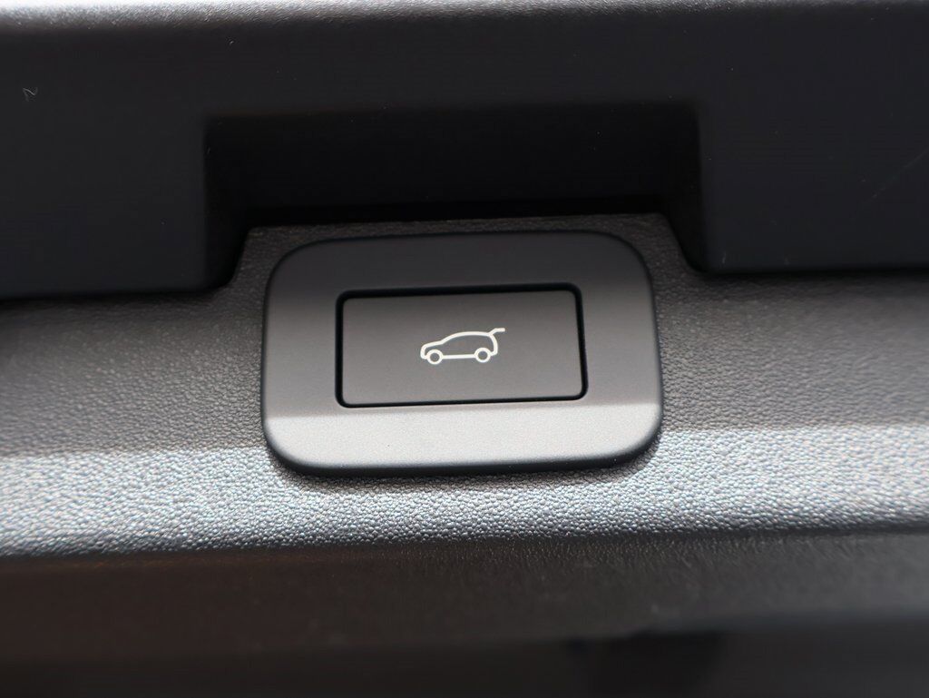 2026 Land Rover Discovery Dynamic SE San Clemente CA