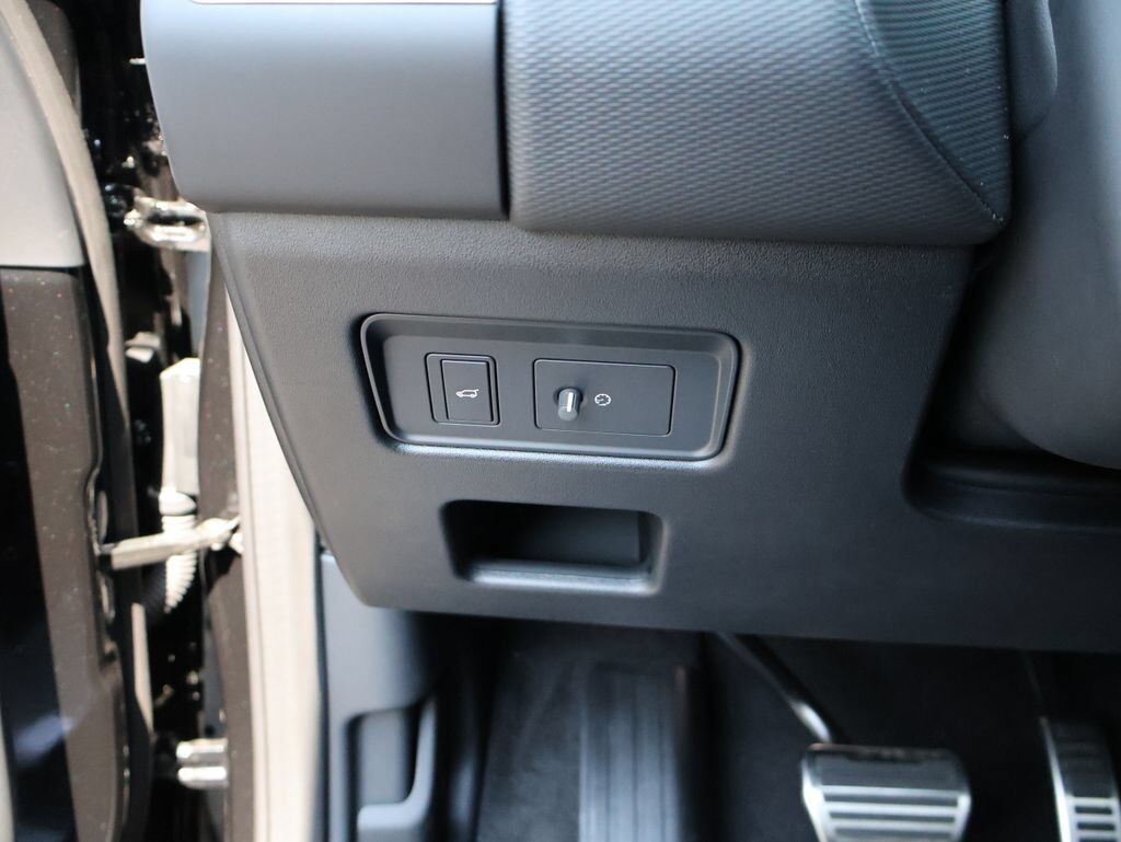 2026 Land Rover Discovery Dynamic SE San Clemente CA