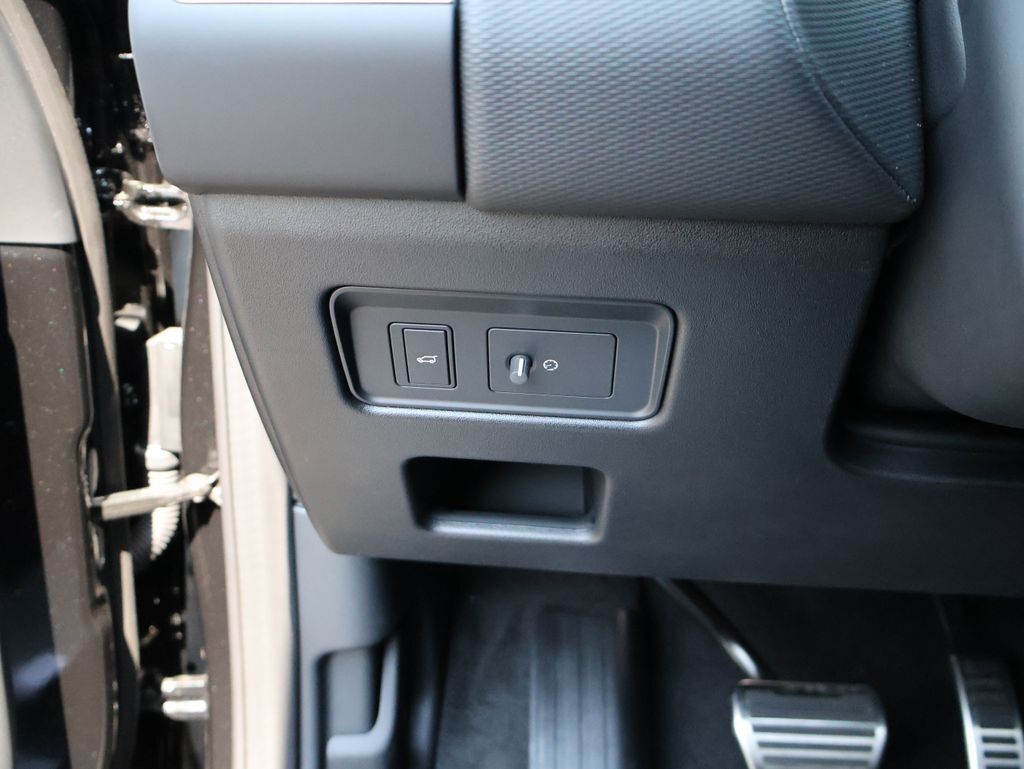 2026 Land Rover Discovery Dynamic SE San Clemente CA