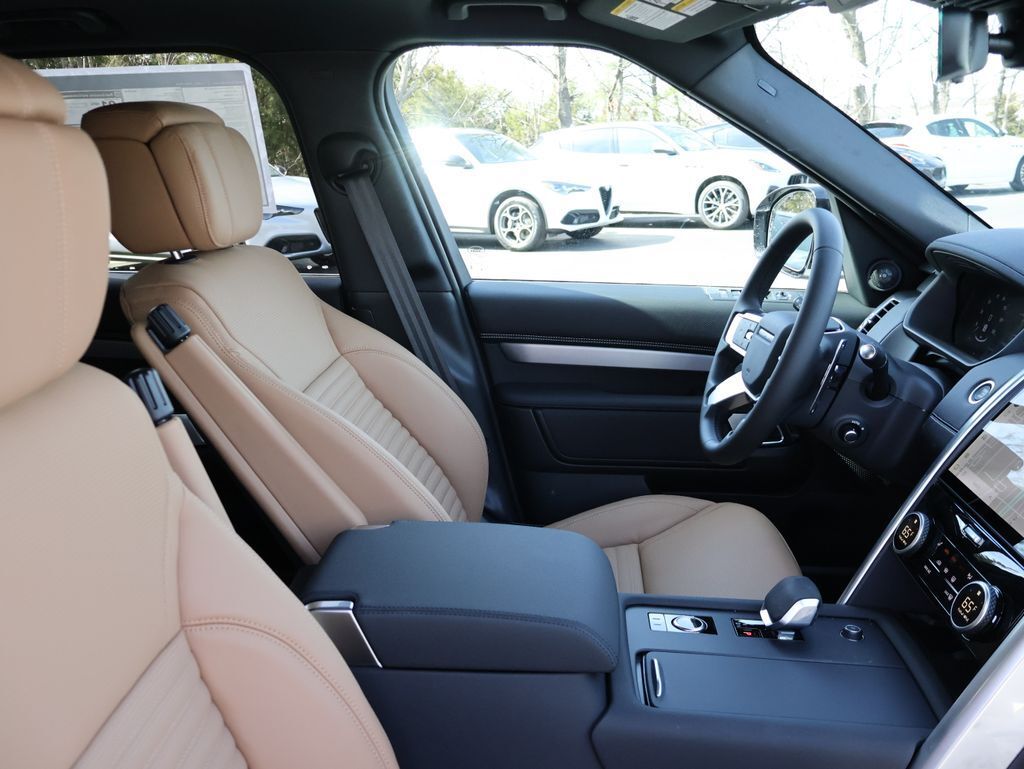2026 Land Rover Discovery Dynamic SE San Clemente CA