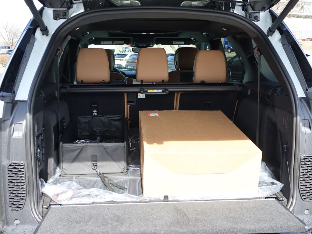 2026 Land Rover Discovery Dynamic SE San Clemente CA