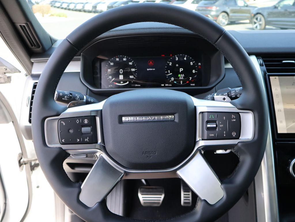 2026 Land Rover Discovery Dynamic SE San Clemente CA