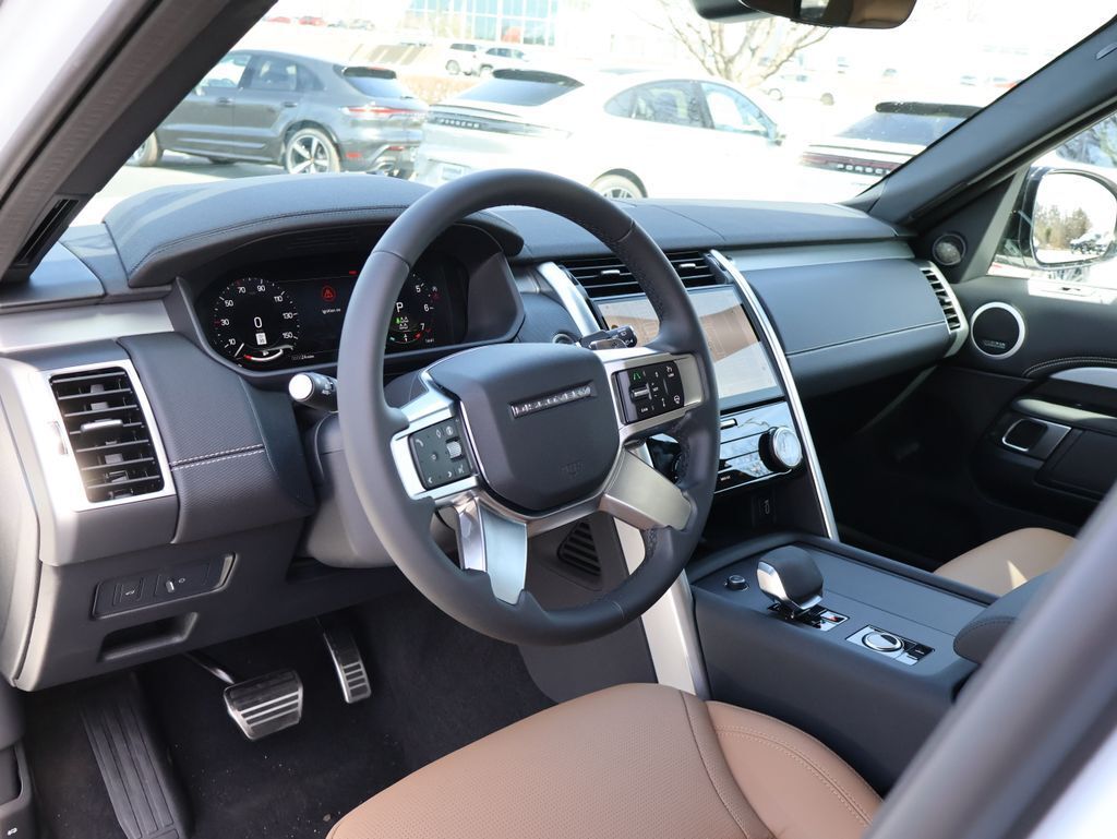 2026 Land Rover Discovery Dynamic SE San Clemente CA