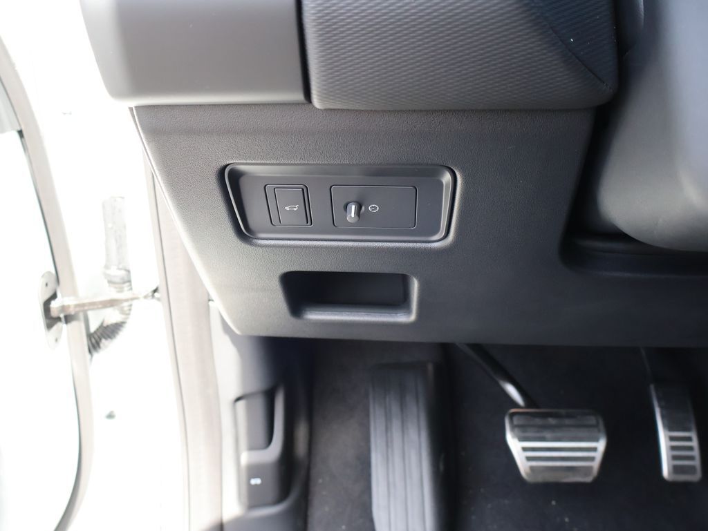 2026 Land Rover Discovery Dynamic SE San Clemente CA