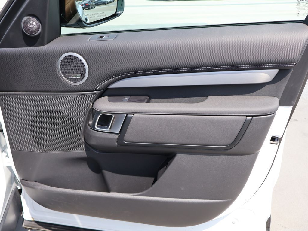 2026 Land Rover Discovery Dynamic SE San Clemente CA
