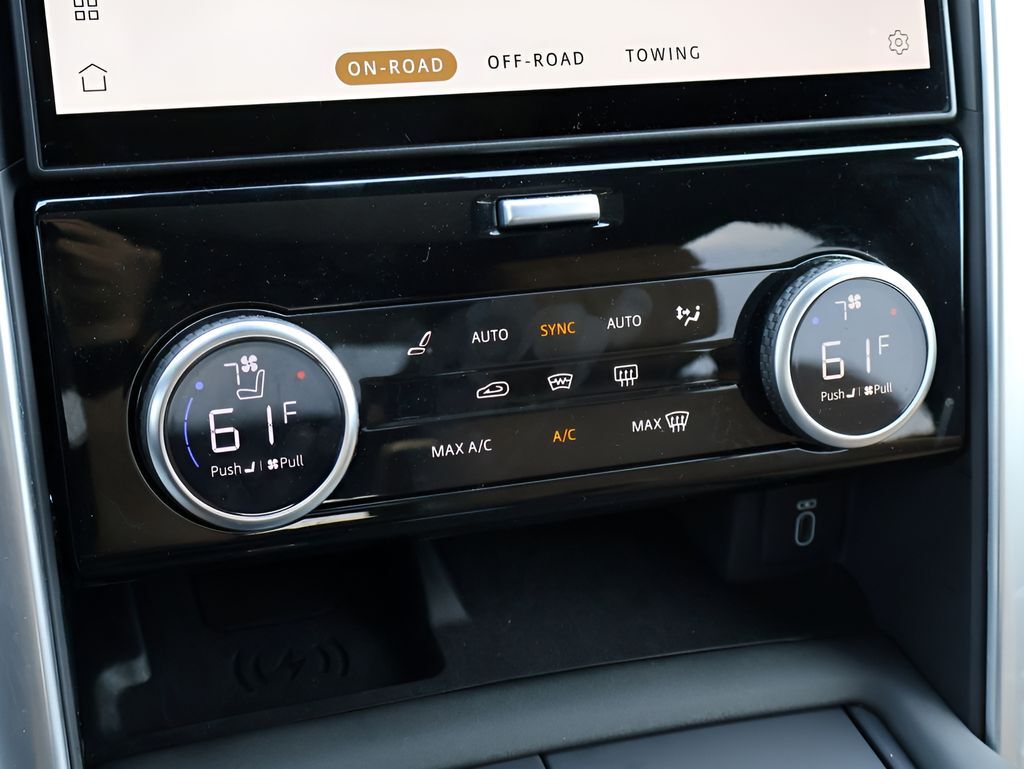 2026 Land Rover Discovery Dynamic SE San Clemente CA