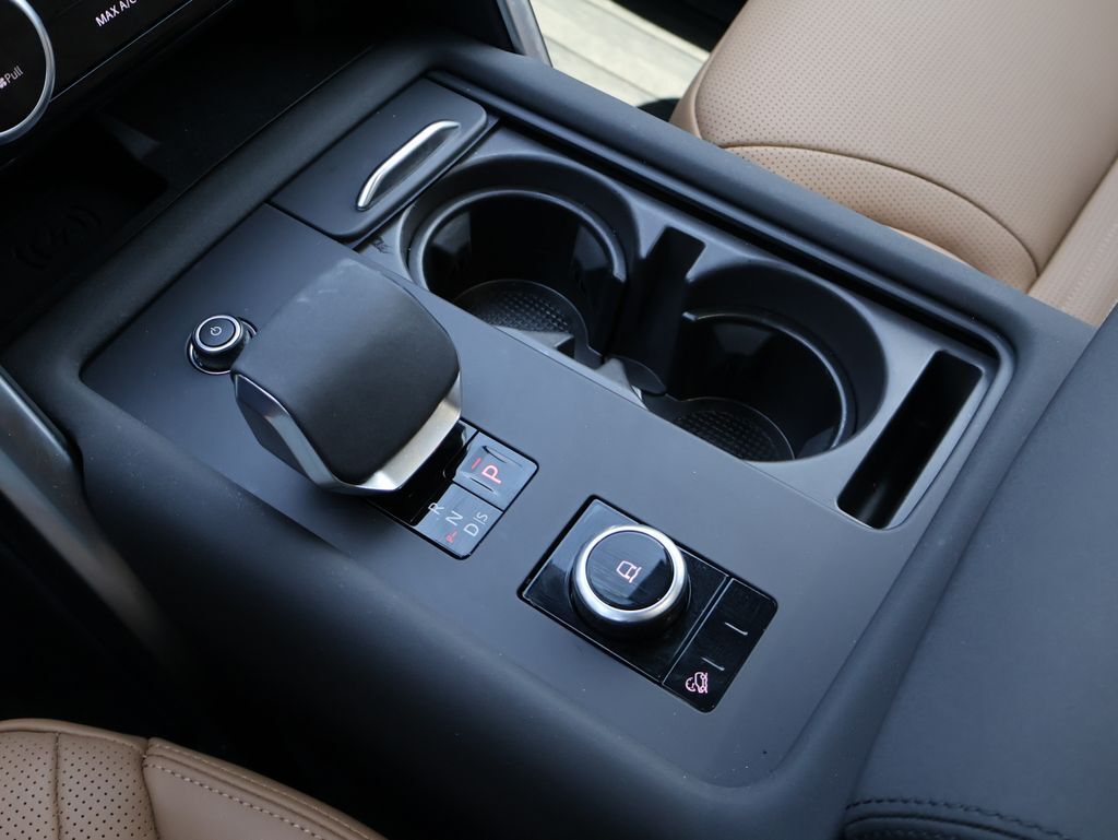 2026 Land Rover Discovery Dynamic SE San Clemente CA
