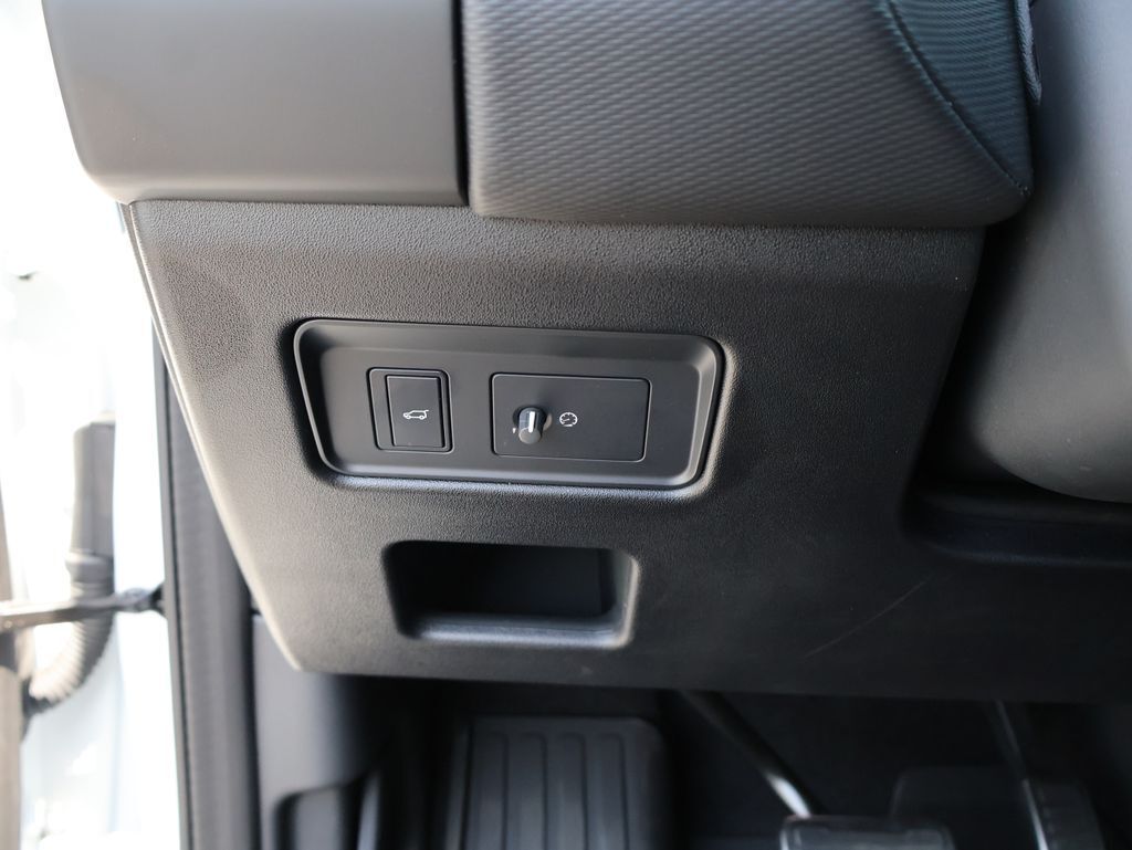 2026 Land Rover Discovery Dynamic SE San Clemente CA
