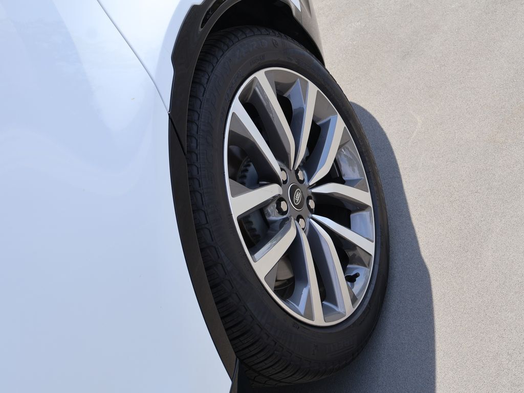2026 Land Rover Discovery Dynamic SE San Clemente CA
