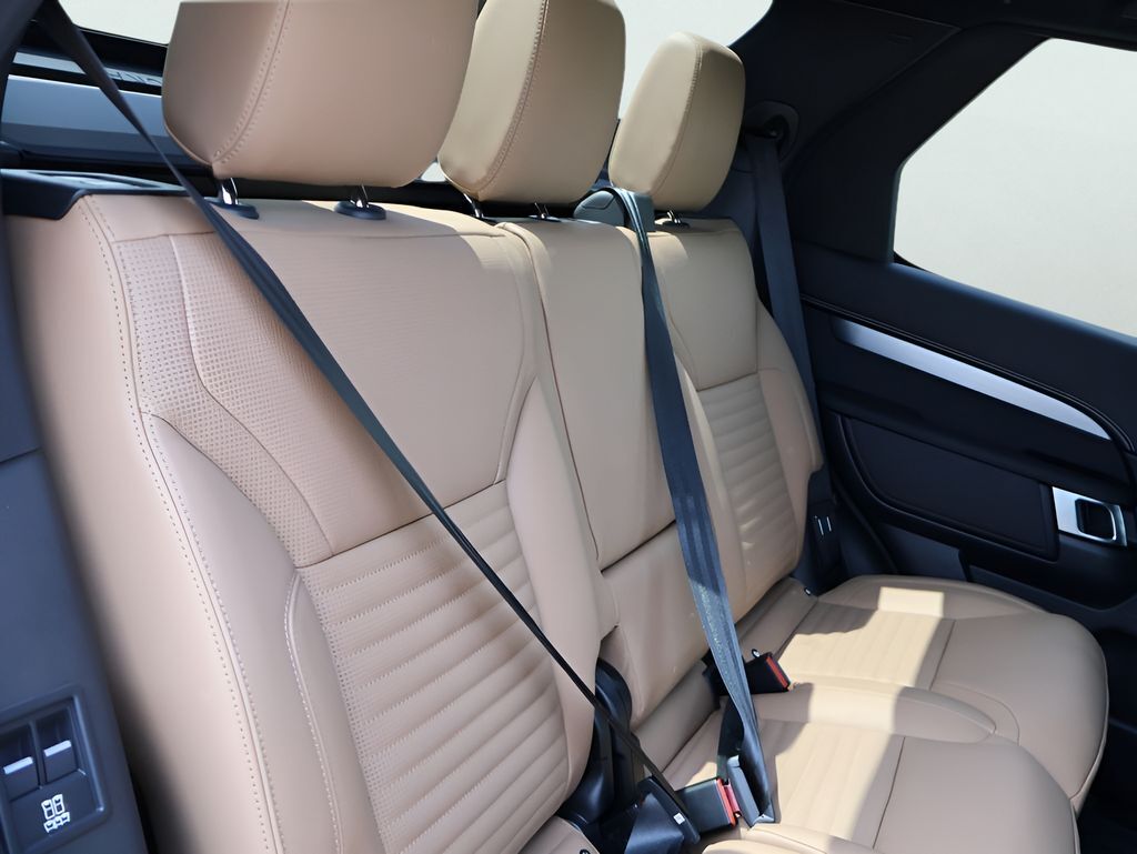 2026 Land Rover Discovery Dynamic SE San Clemente CA