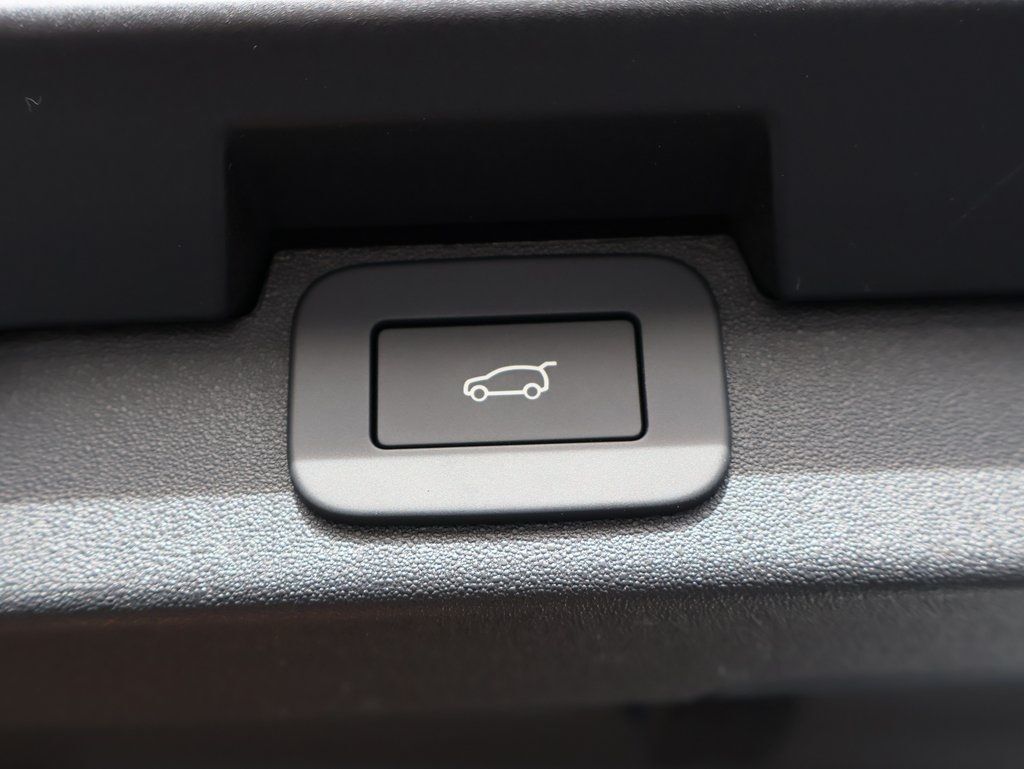 2026 Land Rover Discovery Dynamic SE San Clemente CA