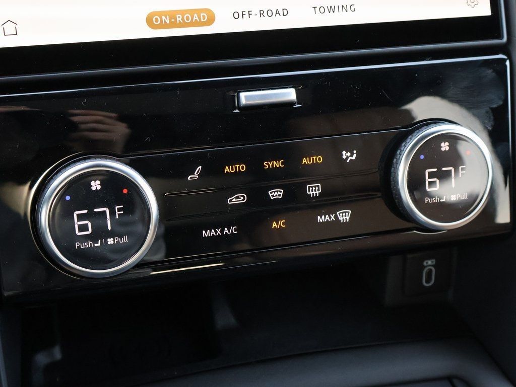 2026 Land Rover Discovery Dynamic SE San Clemente CA