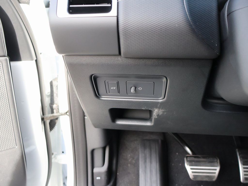 2026 Land Rover Discovery Dynamic SE San Clemente CA