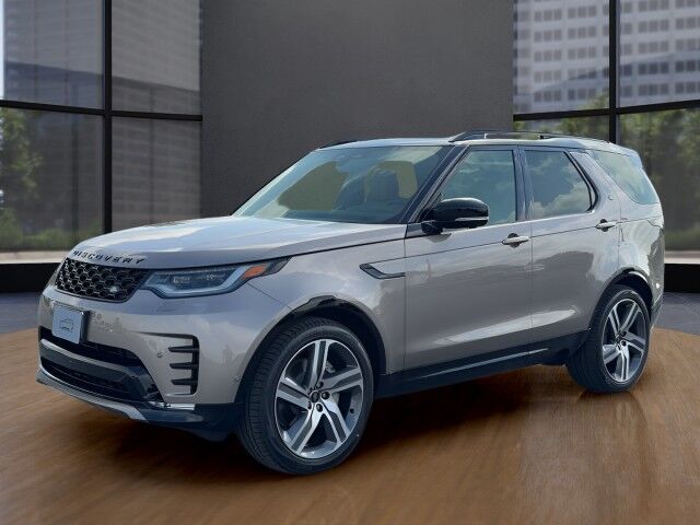 2026 Land Rover Discovery P300 Dynamic SE's photo