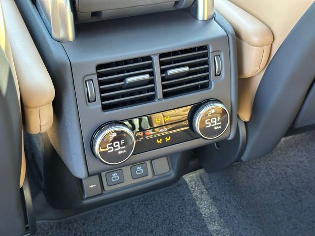 2026 Land Rover Discovery Gemini Edition Tucson AZ