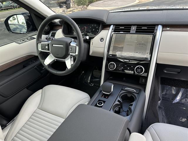 2026 Land Rover Discovery S Tucson AZ