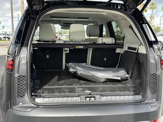 2026 Land Rover Discovery S Tucson AZ