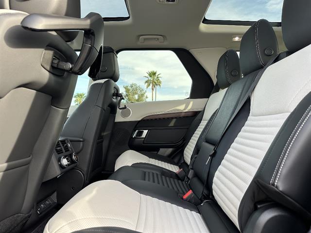 2026 Land Rover Discovery S Tucson AZ