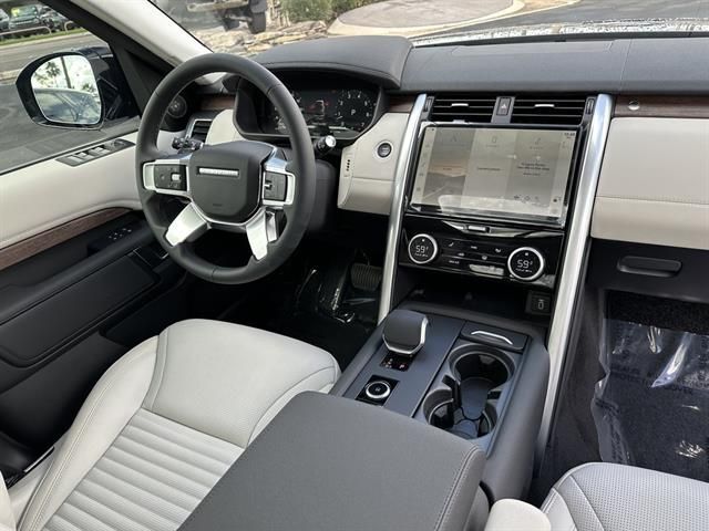 2026 Land Rover Discovery S Tucson AZ