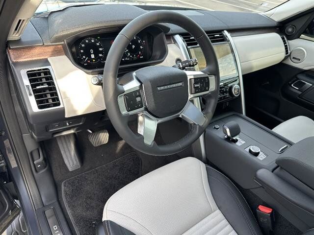 2026 Land Rover Discovery S Tucson AZ