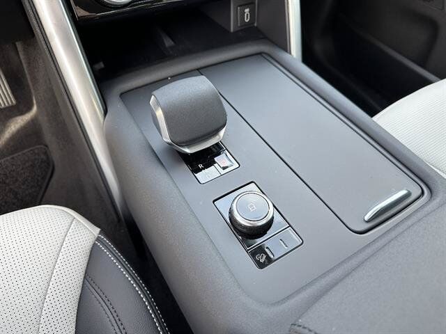 2026 Land Rover Discovery S Tucson AZ