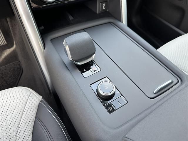 2026 Land Rover Discovery S Tucson AZ