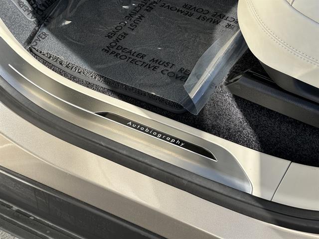 2026 Land Rover Range Rover Autobiography Tucson AZ