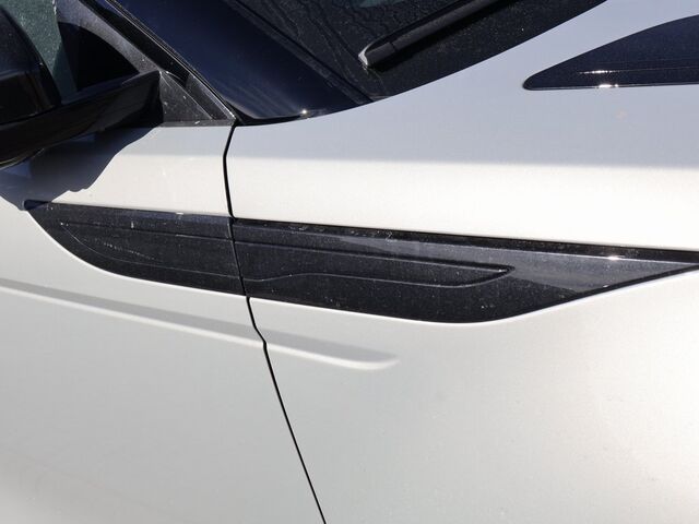 2026 Land Rover Range Rover Evoque Dynamic Oshkosh WI 2026 Land Rover Range Rover Evoque Dynamic Oshkosh WI