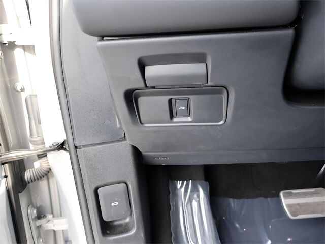 2026 Land Rover Range Rover Evoque Dynamic Oshkosh WI