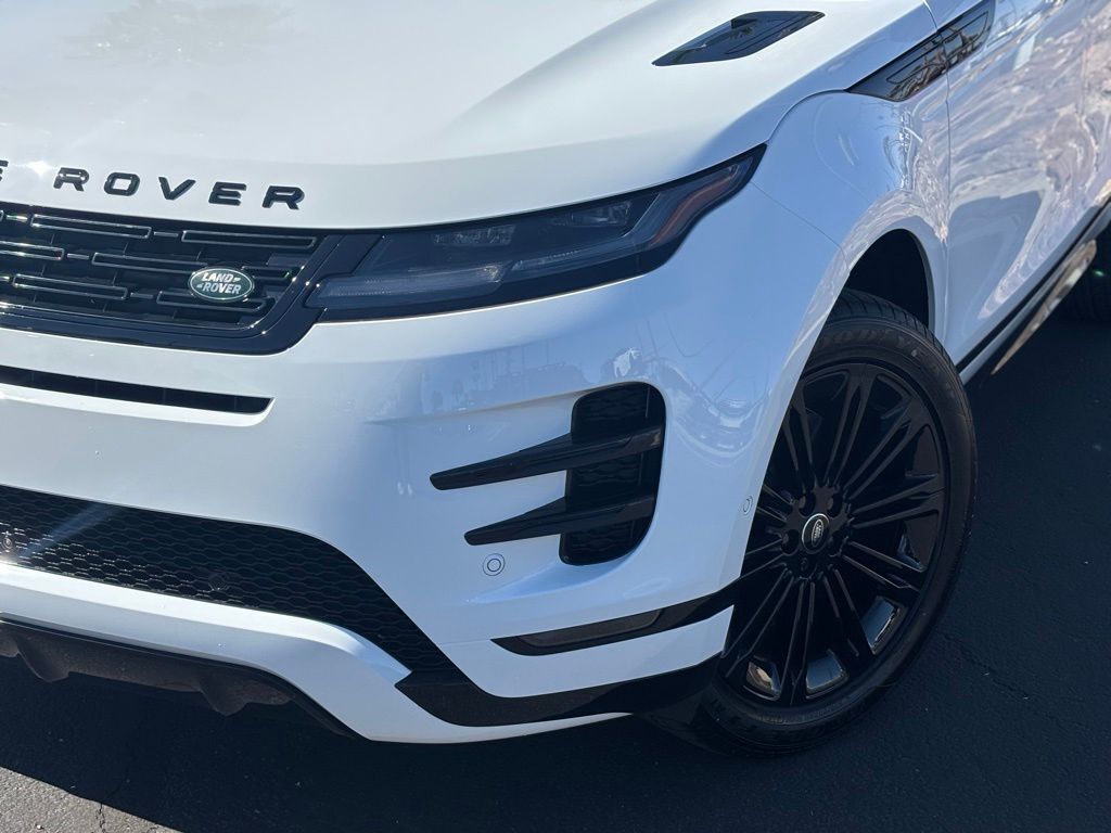 2026 Land Rover Range Rover Evoque Dynamic