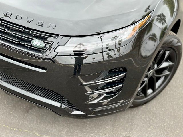 2026 Land Rover Range Rover Evoque Dynamic