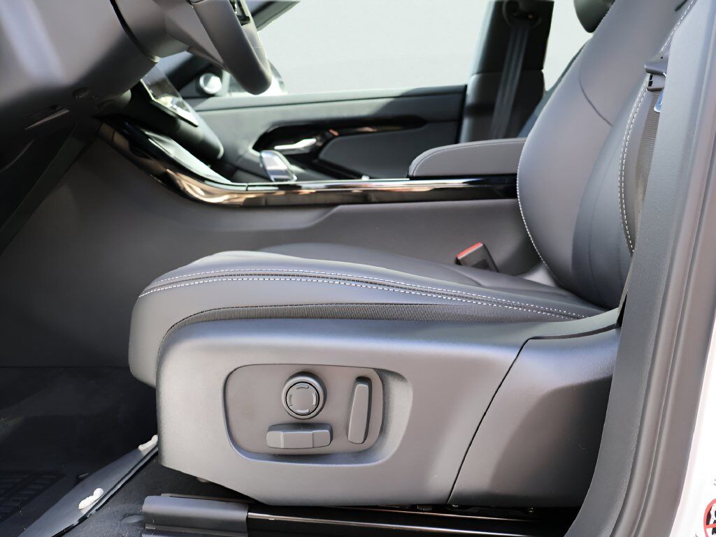2026 Land Rover Range Rover Evoque Hoxton Edition San Clemente CA