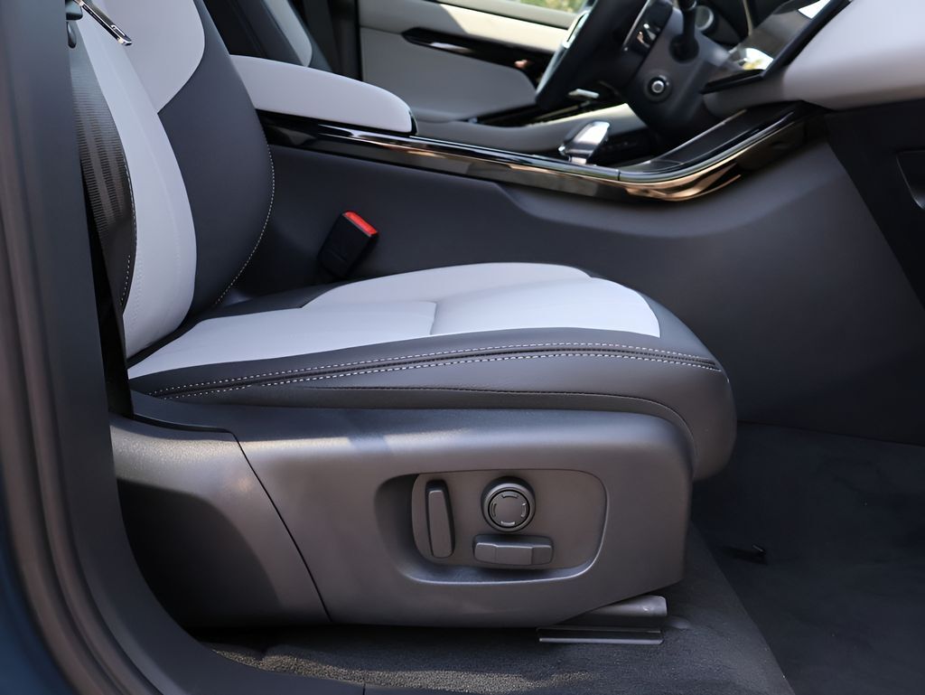 2026 Land Rover Range Rover Evoque Hoxton Edition San Clemente CA