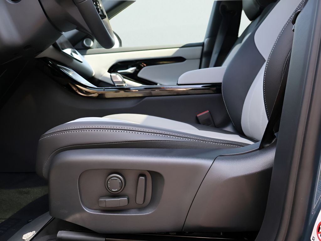 2026 Land Rover Range Rover Evoque Hoxton Edition San Clemente CA