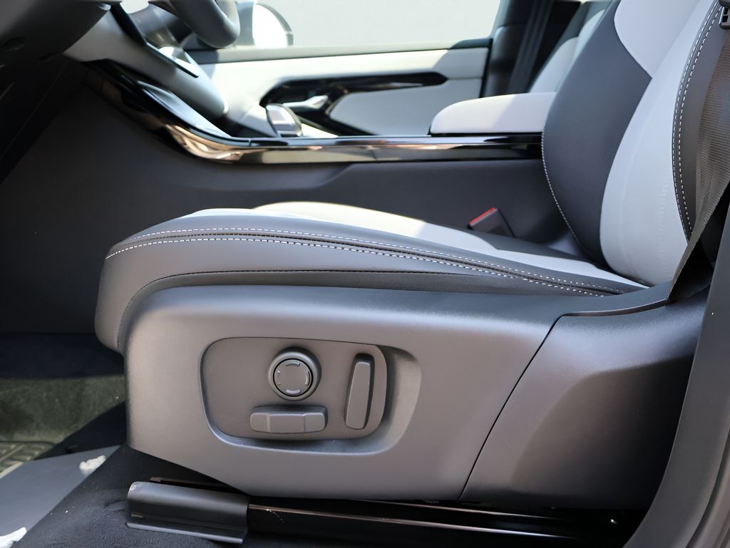 2026 Land Rover Range Rover Evoque Hoxton Edition San Clemente CA