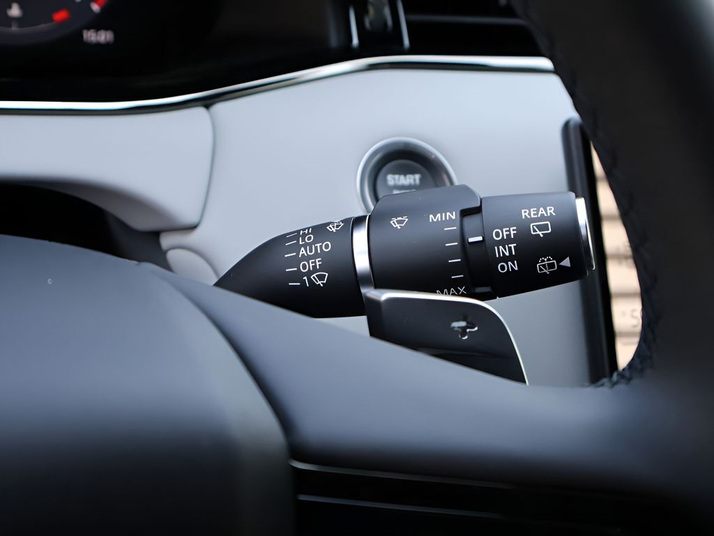 2026 Land Rover Range Rover Evoque Hoxton Edition San Clemente CA