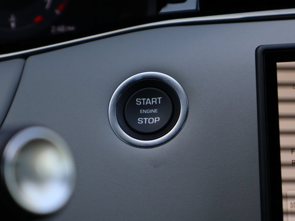2026 Land Rover Range Rover Evoque Hoxton Edition San Clemente CA