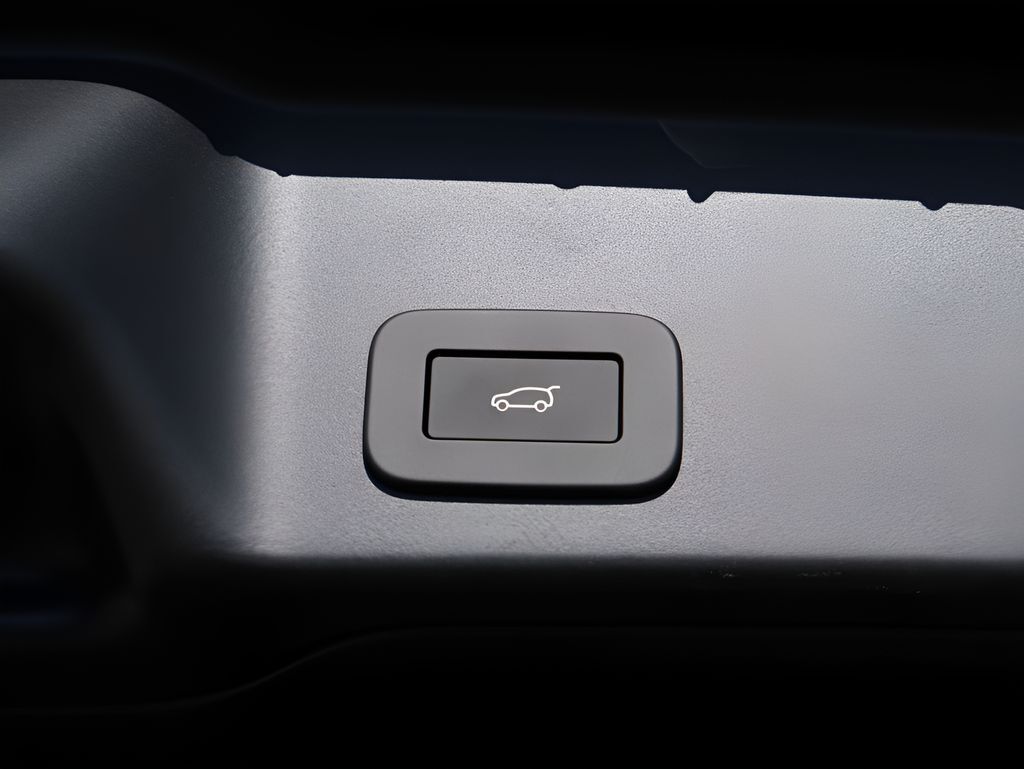 2026 Land Rover Range Rover Evoque Hoxton Edition San Clemente CA