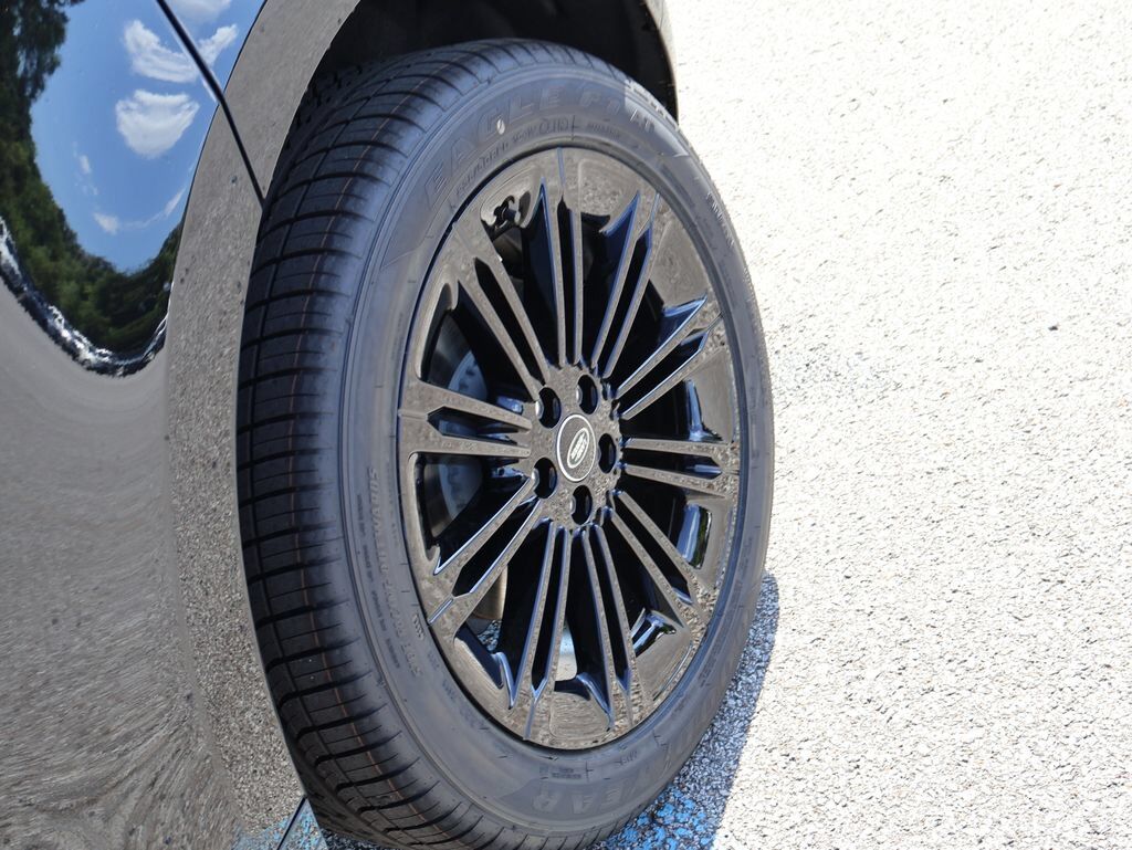 2026 Land Rover Range Rover Evoque Hoxton Edition San Clemente CA