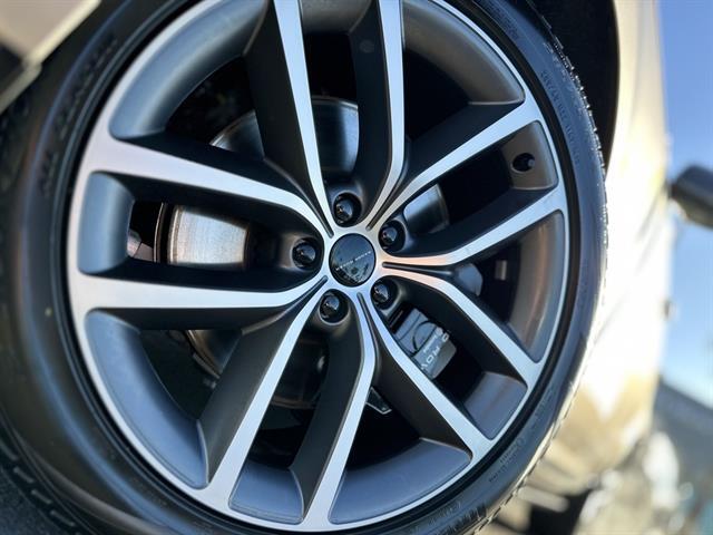 2026 Land Rover Range Rover P550e Autobiography