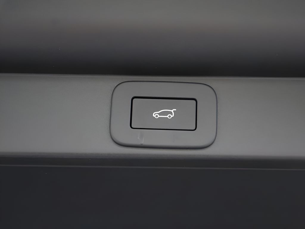 2026 Land Rover Range Rover Plug-In Hybrid SE San Clemente CA