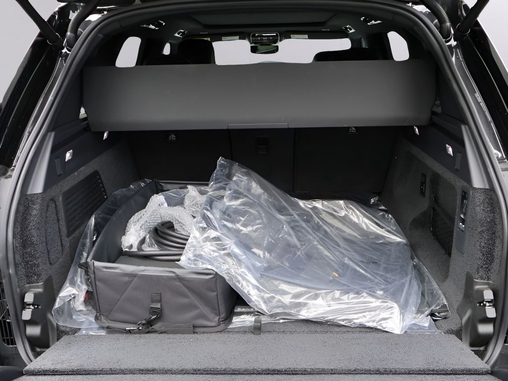 2026 Land Rover Range Rover Plug-In Hybrid SE San Clemente CA