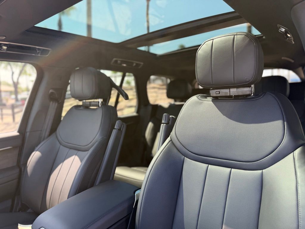 2026 Land Rover Range Rover Plug-In Hybrid SE Tucson AZ