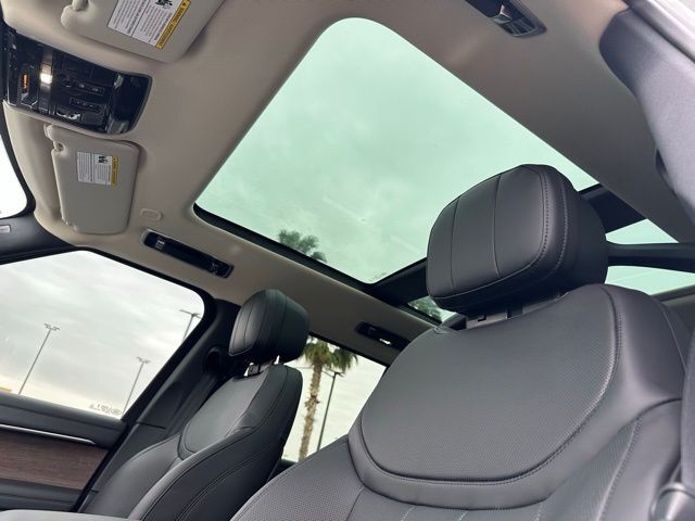 2026 Land Rover Range Rover Plug-In Hybrid SE Tucson AZ