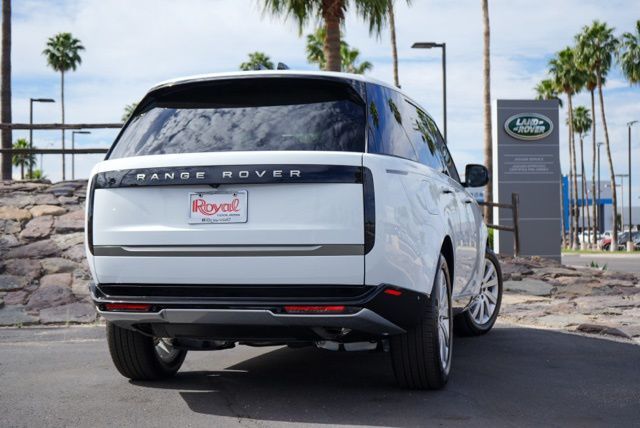 2026 Land Rover Range Rover Plug-In Hybrid SE