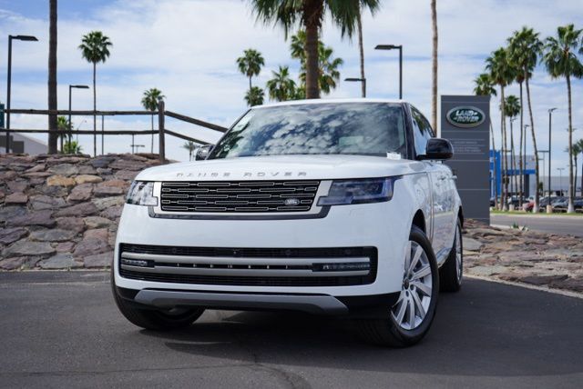 2026 Land Rover Range Rover Plug-In Hybrid SE